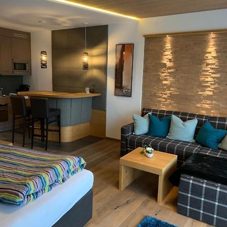 Haus Alt St. Anton Apartman Sankt Anton am Arlberg Kültér fotó