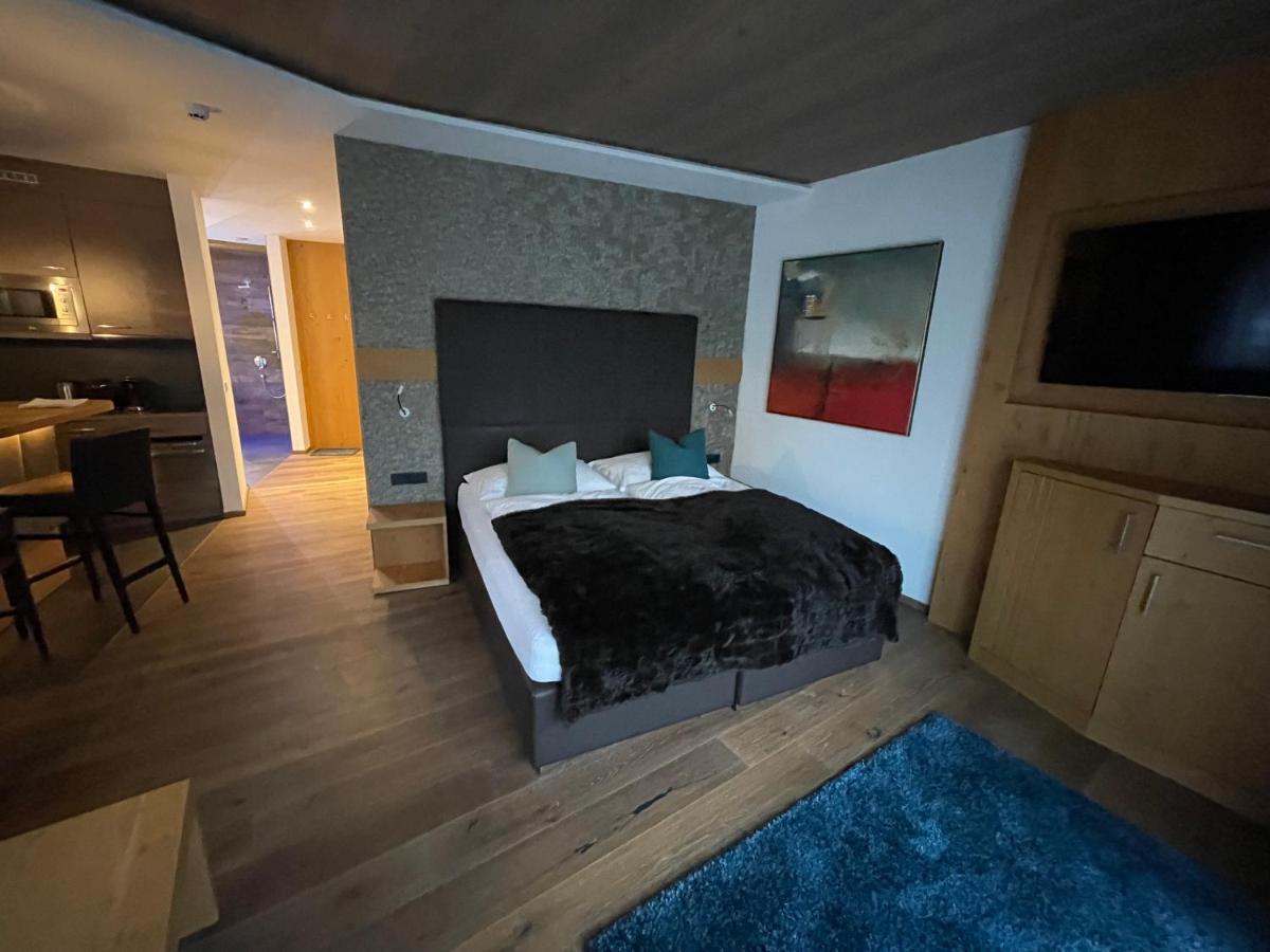 Haus Alt St. Anton Apartman Sankt Anton am Arlberg Kültér fotó